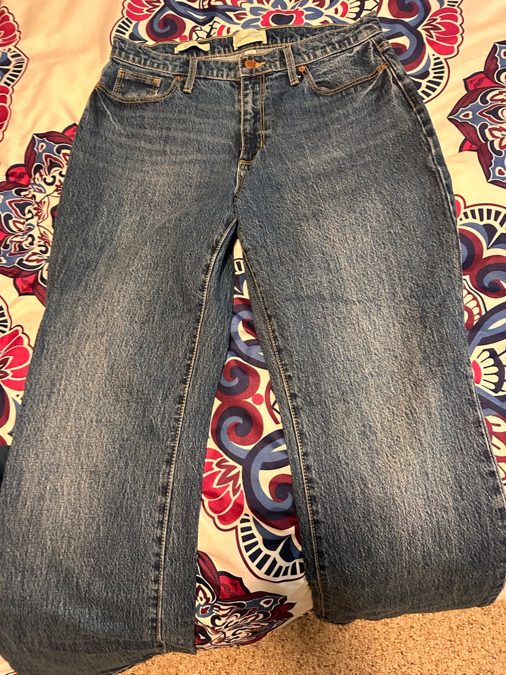 Universal Thread Dark Blue High-Rise Bootcut Jeans